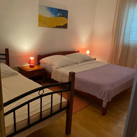 Apartament Mario Pustahija